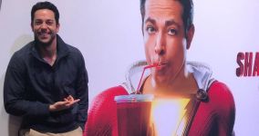 Shazam đ&atilde; chọn được trang phục ch&iacute;nh thức, c&oacute; ch&uacute;t kh&aacute;c biệt với phi&ecirc;n bản truyện tranh